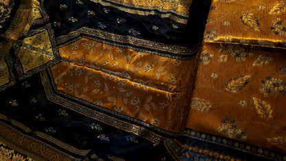 Silk kaani : shawl