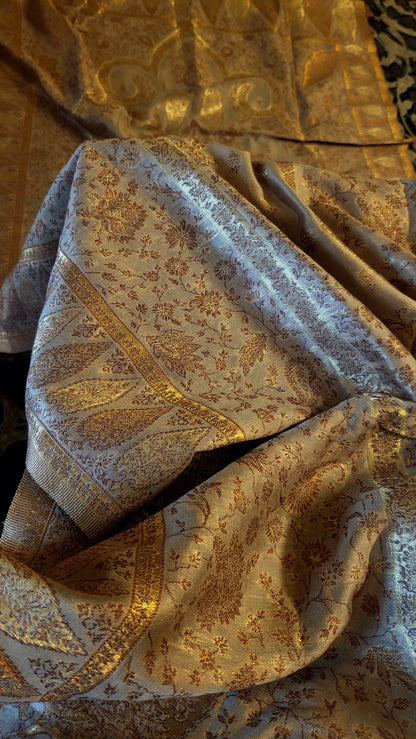 Gold royality: silk kaani shawl