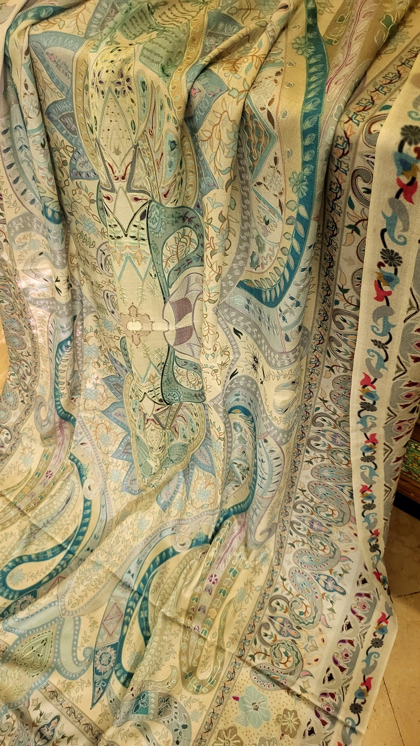 Reelkaar kalamkari shawl