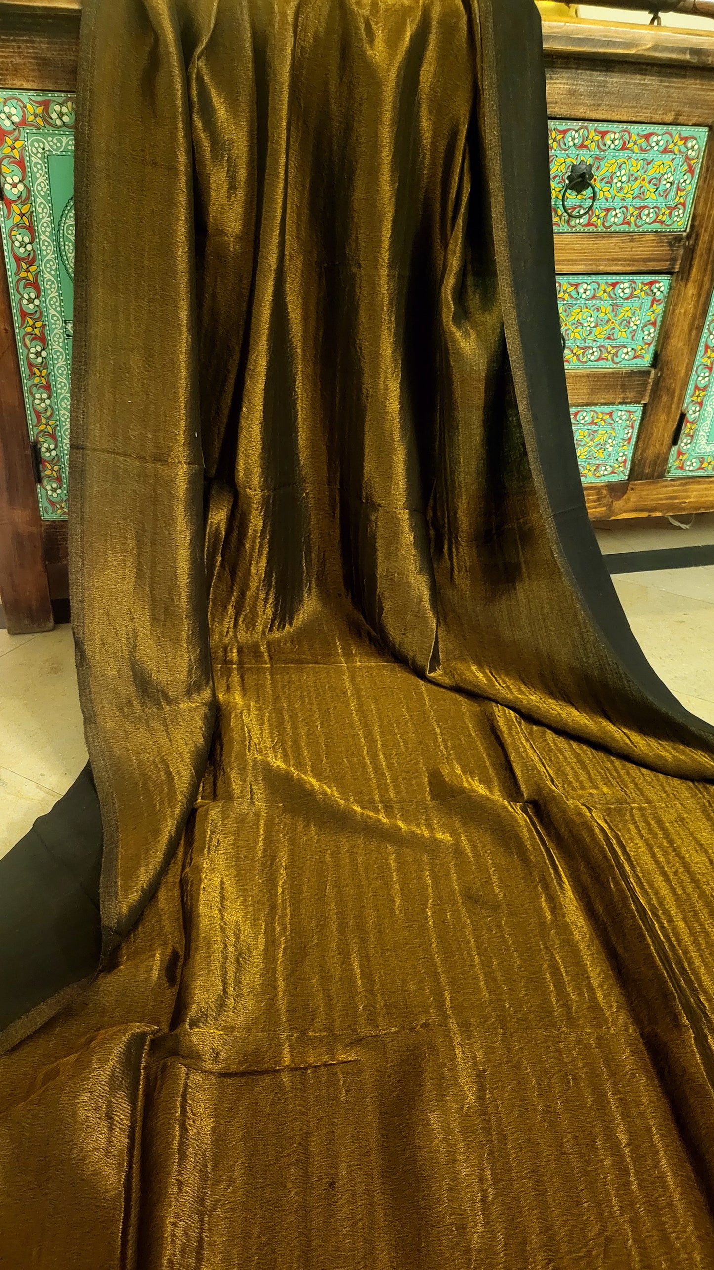Moonlight kaani : Reversible pashmina shawl