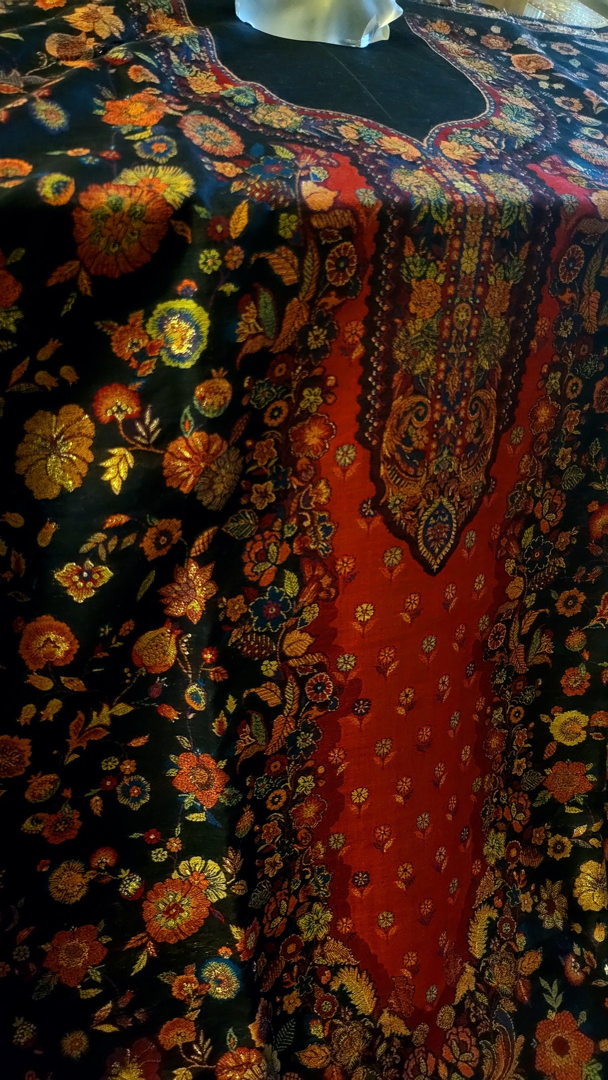 Silk kaani suit: Three piece