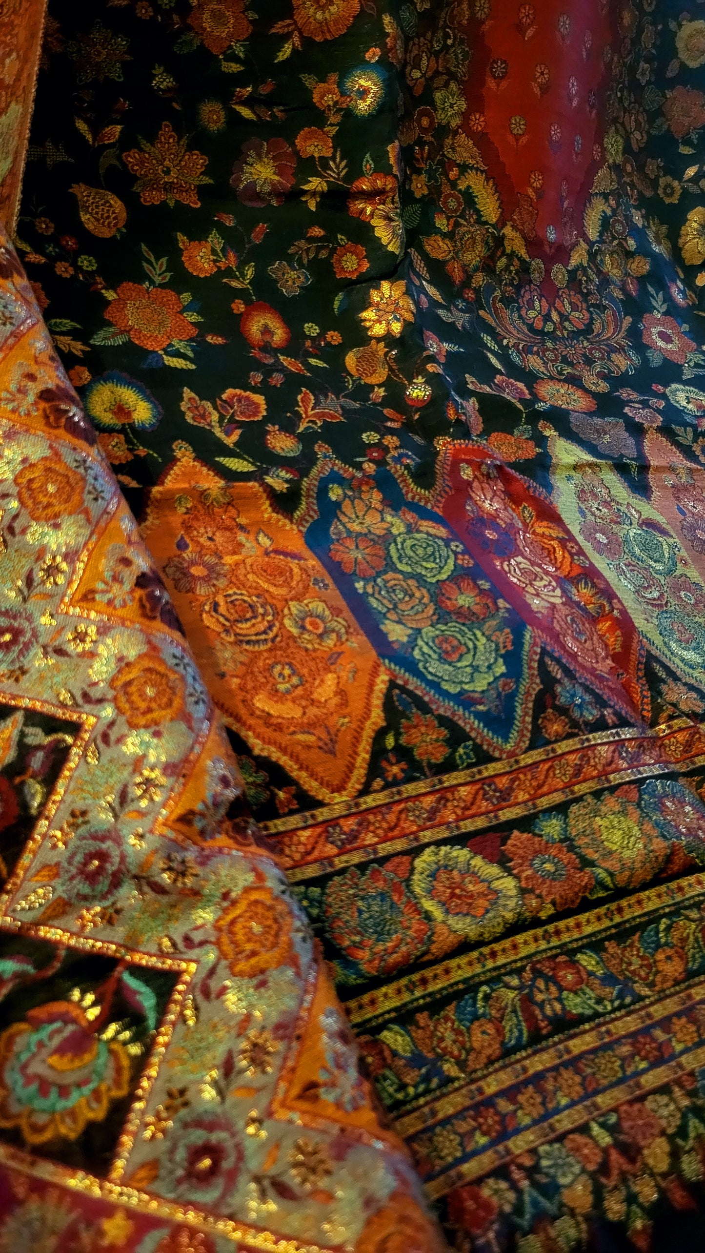 Silk kaani suit: Three piece