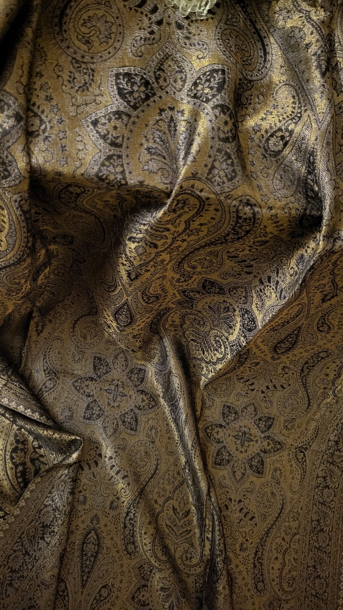 Gandhara moonlight : Reversible shawl