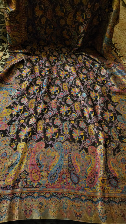 Gandhara moonlight : Reversible shawl