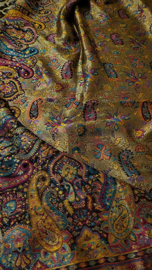 Gandhara moonlight : Reversible shawl