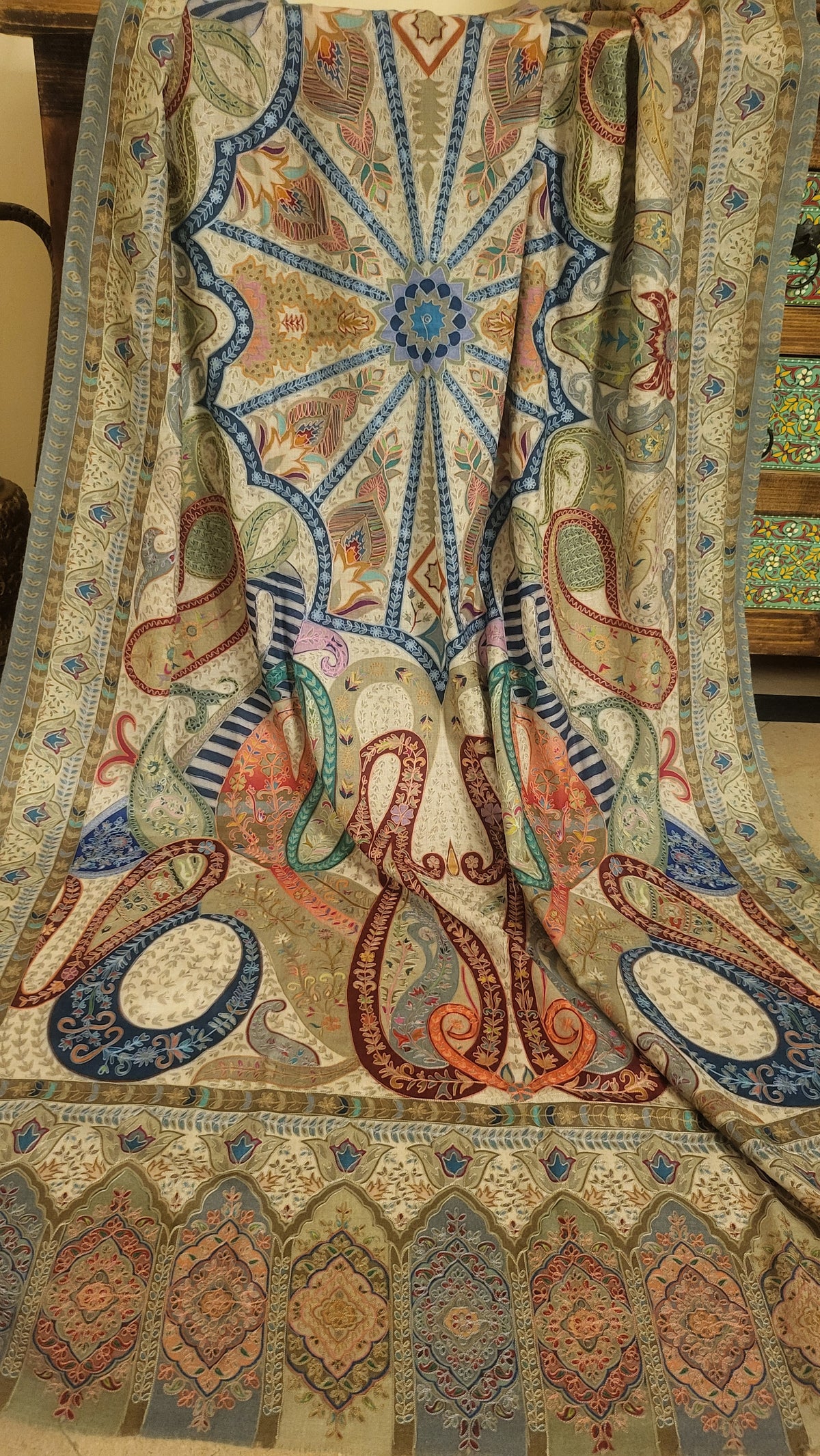 Reelkaar pashmina : shawl