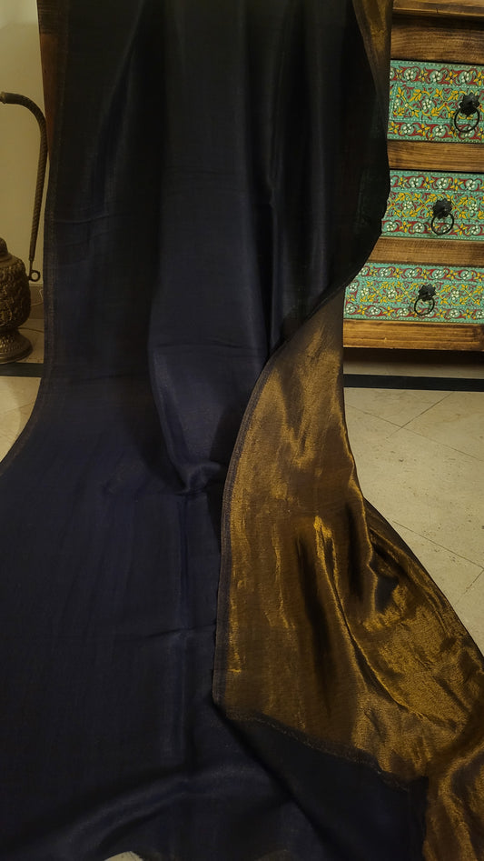 Reversible moonlight : kani shawl