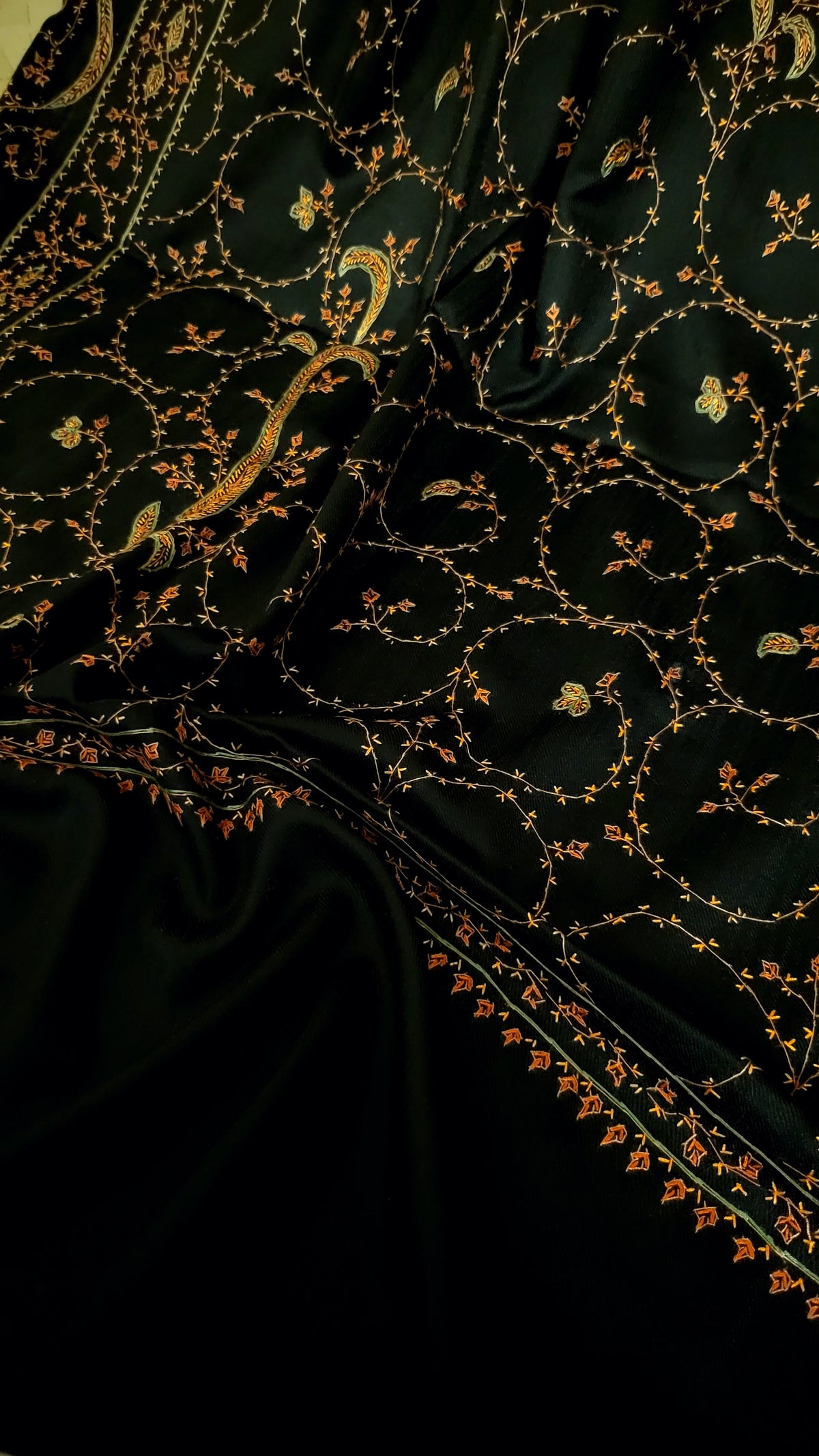 Toosh Needle Embroidered: shawl
