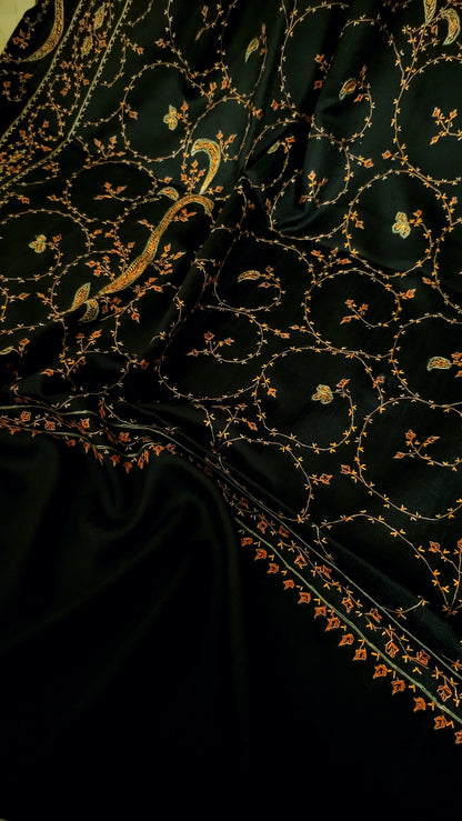 Toosh Needle Embroidered: shawl