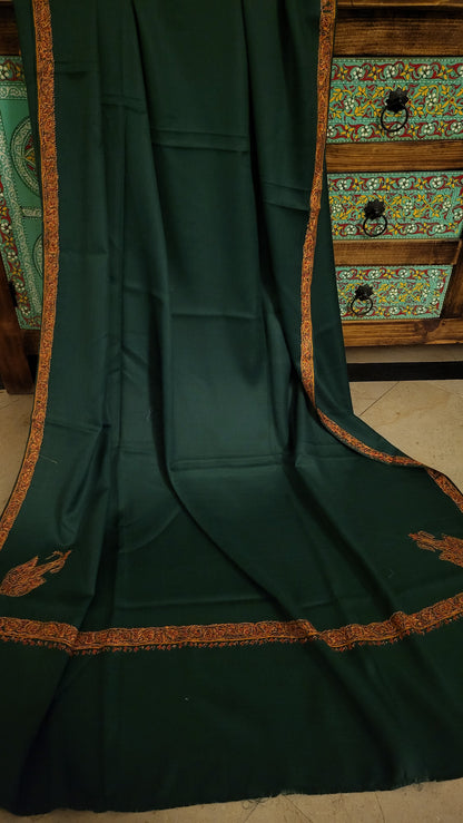 Needle Embroidered : Pashmina shawl