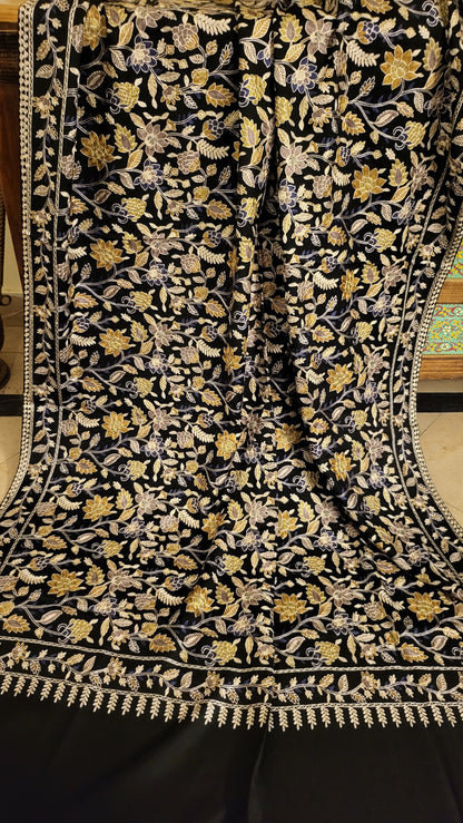 Gulabkar : Embroidered shawl