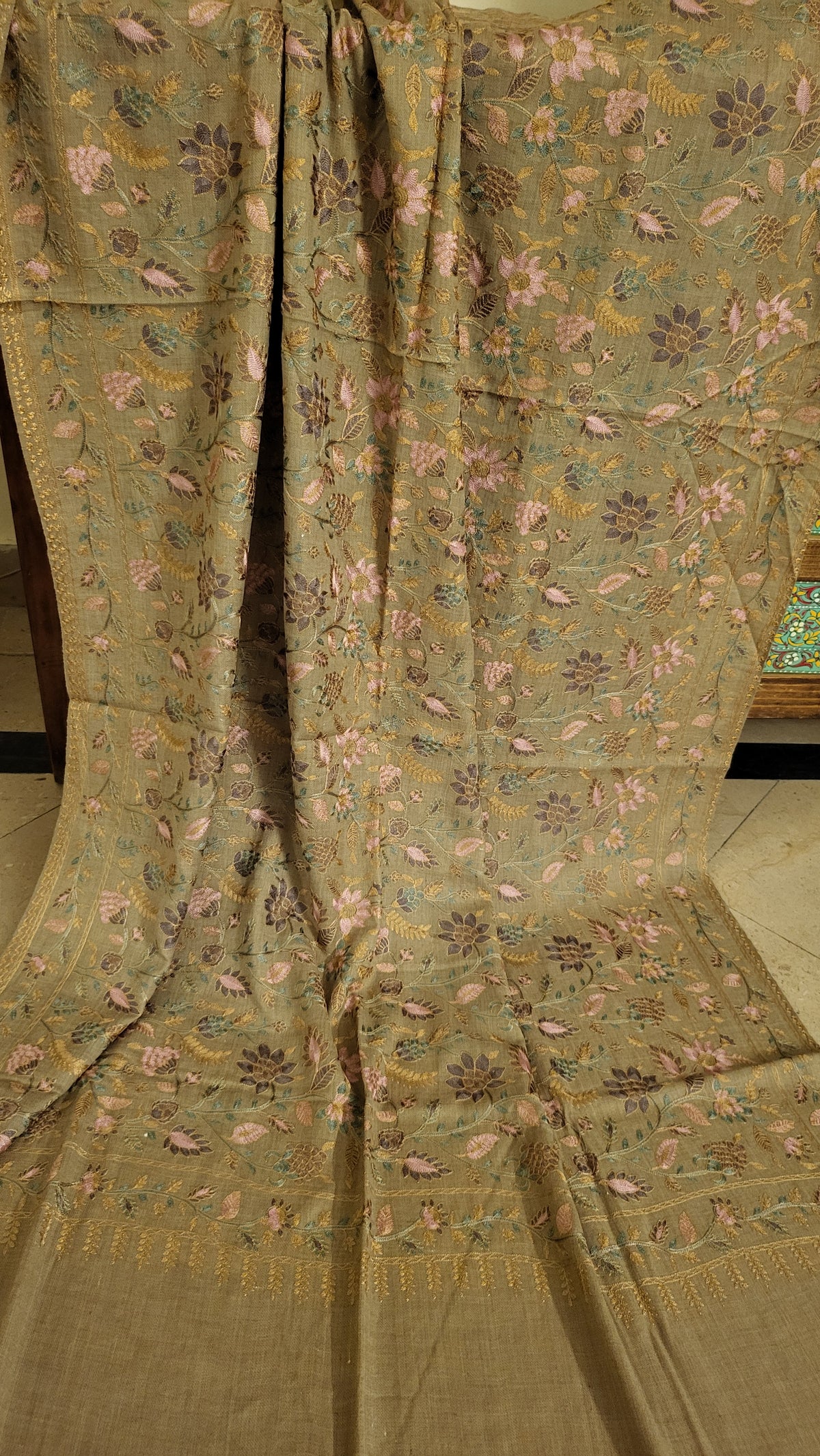 Gulabkar : Embroidered shawl