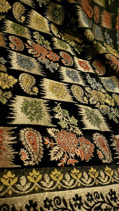 Moonlight kaani : woolen pashmina