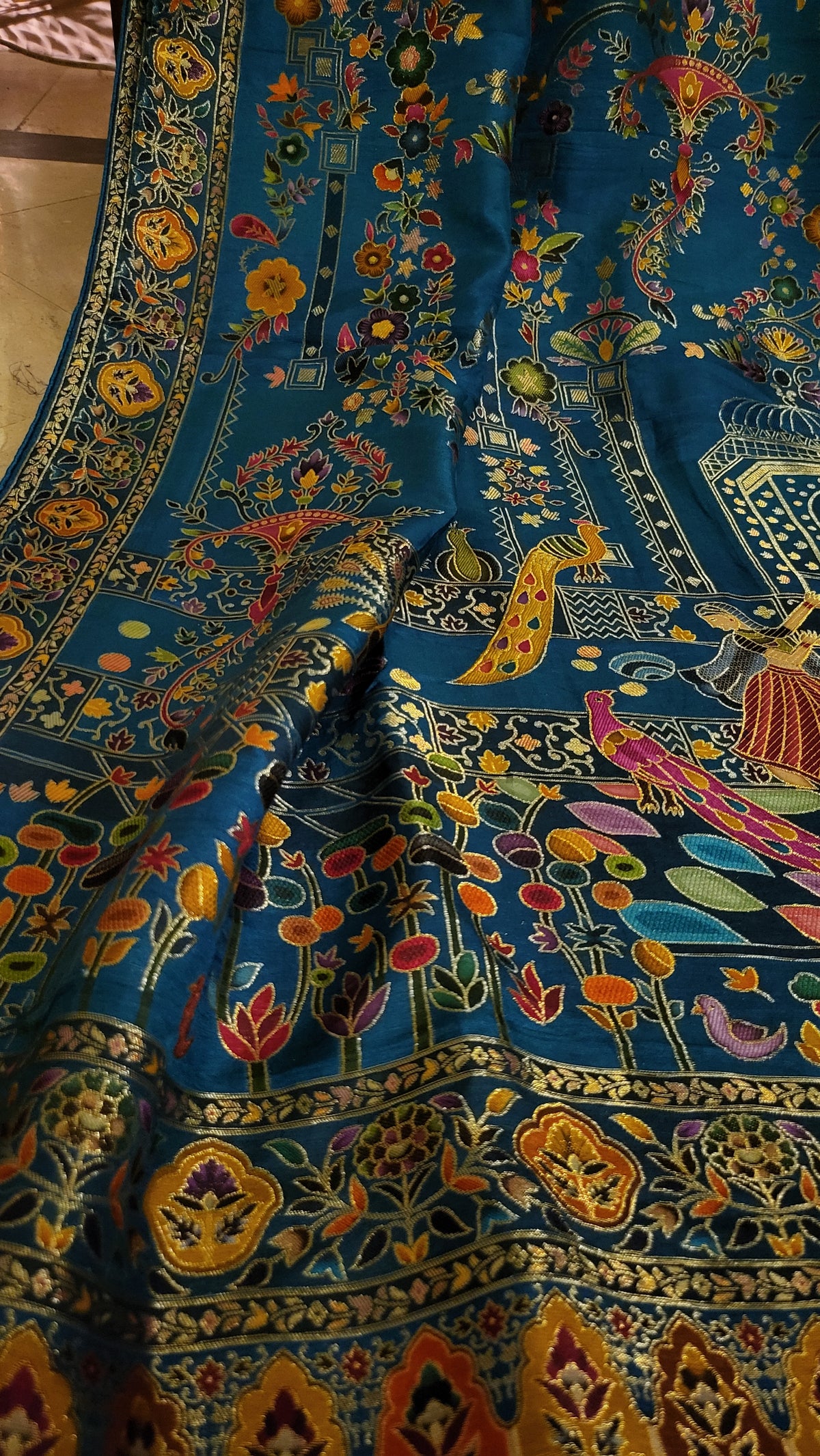 Meena kari shawl: kalamkar Design