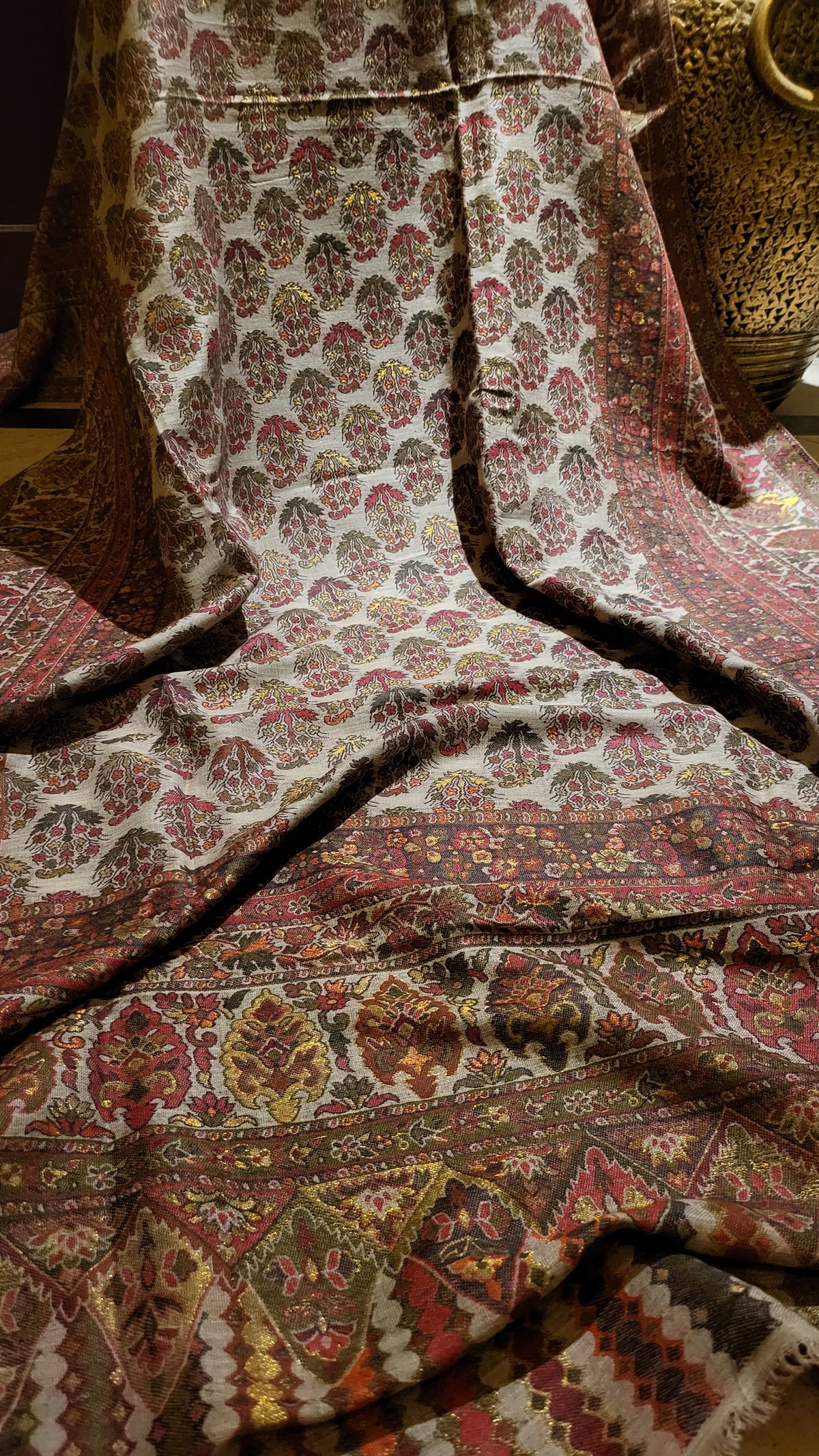 Moonlight kaani : shawl