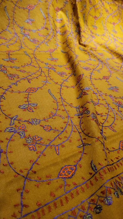 Toosh sui Embroidered : shawl