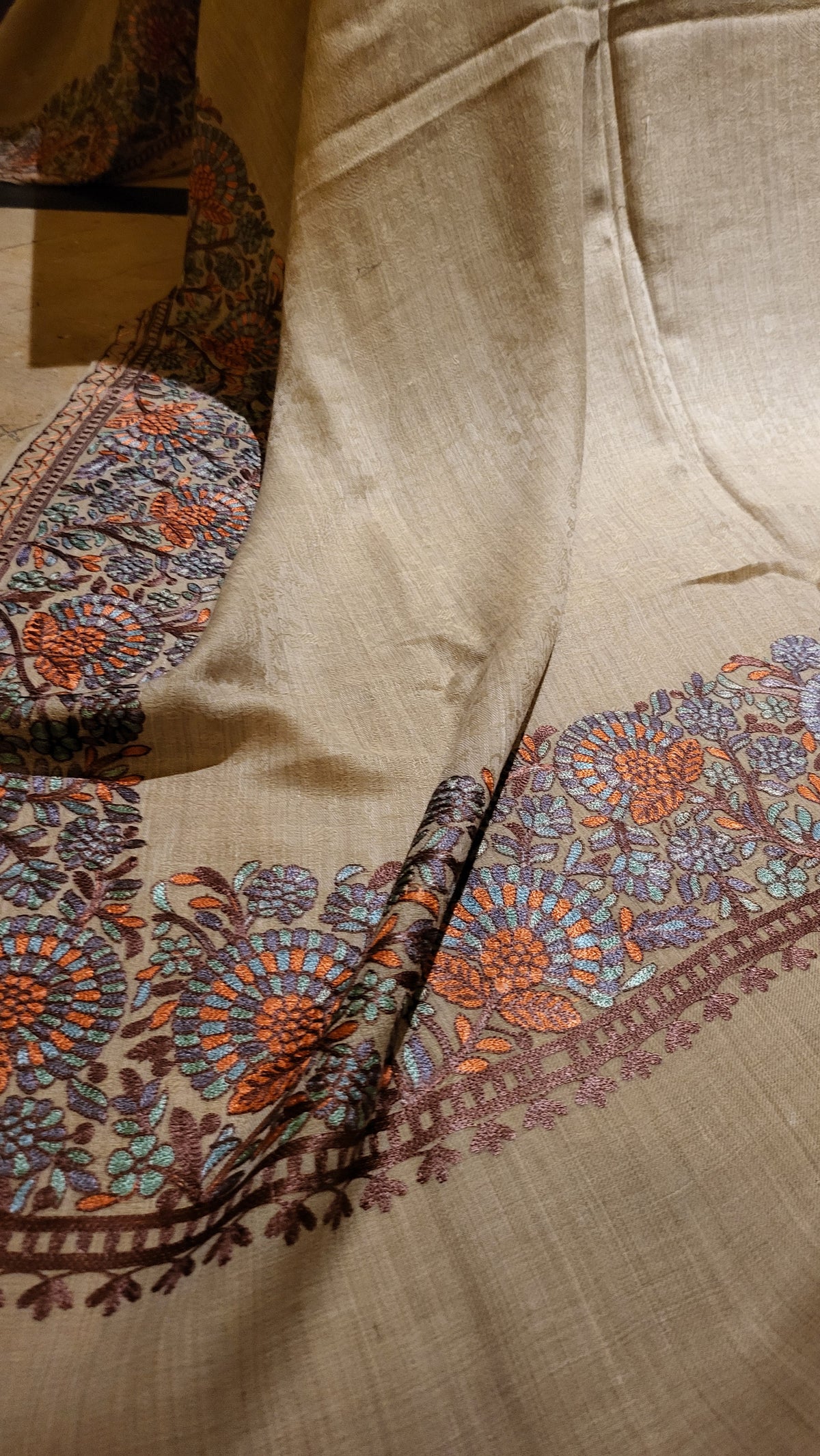 Self pashmina shawl