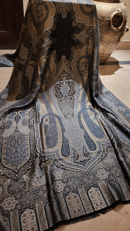 Gandhara Reversible kaani : shawl