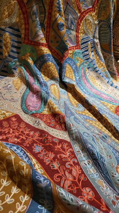 Reelkaar shawl.