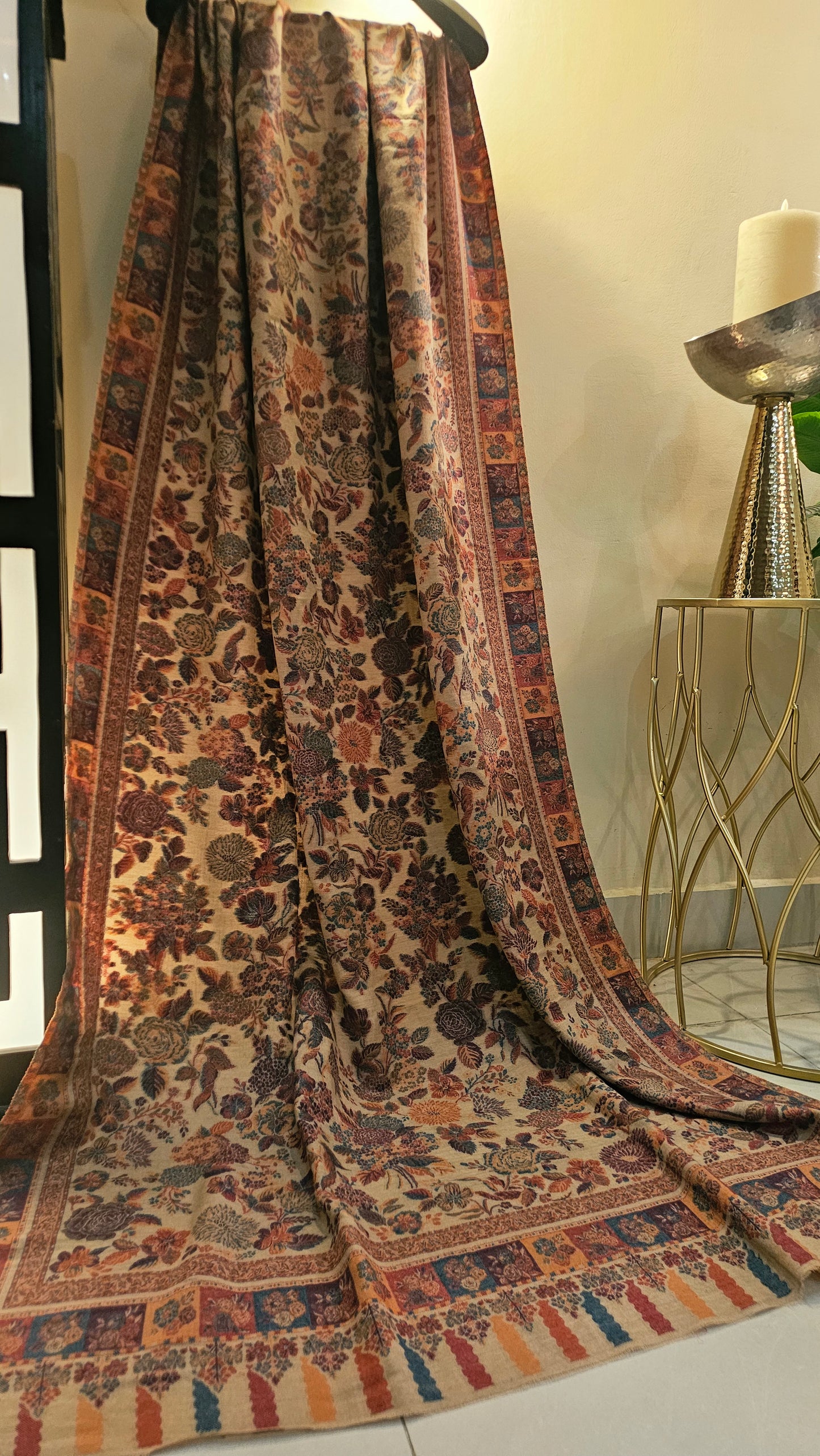 Kaani shawl: Pashmina
