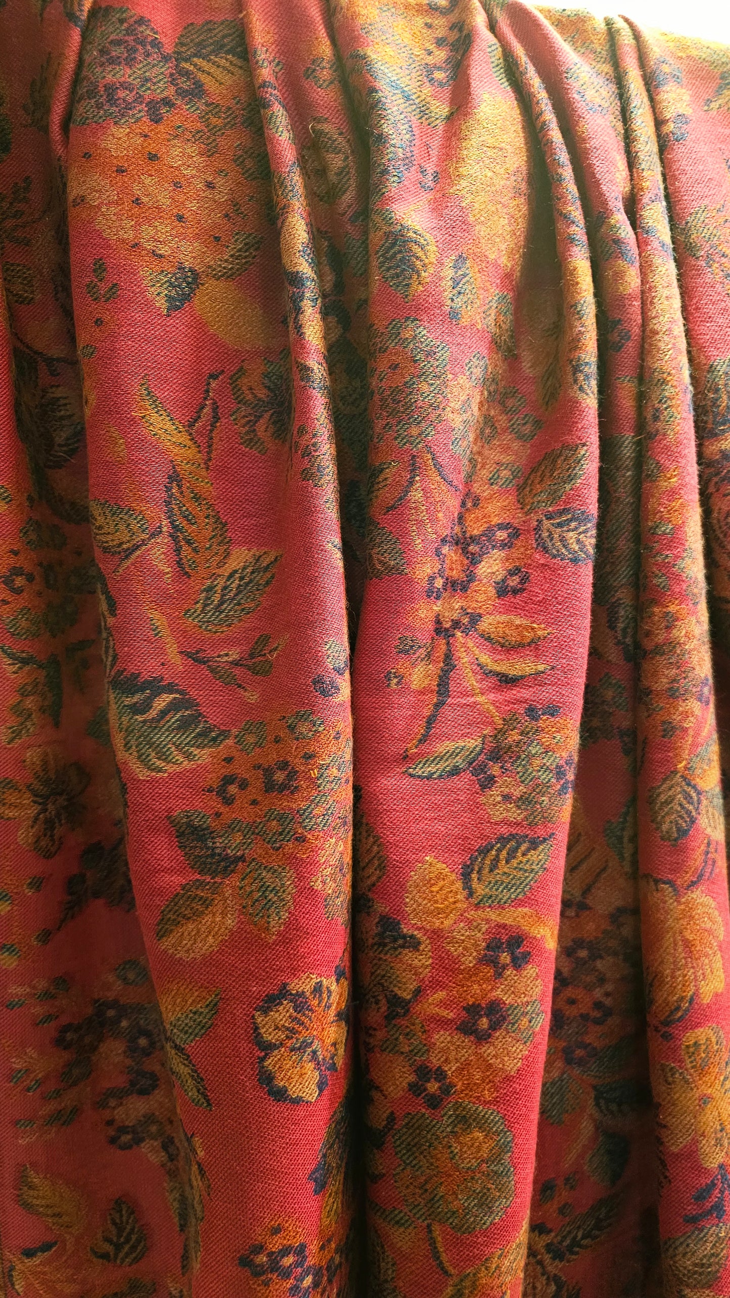 Kaani shawl: Pashmina