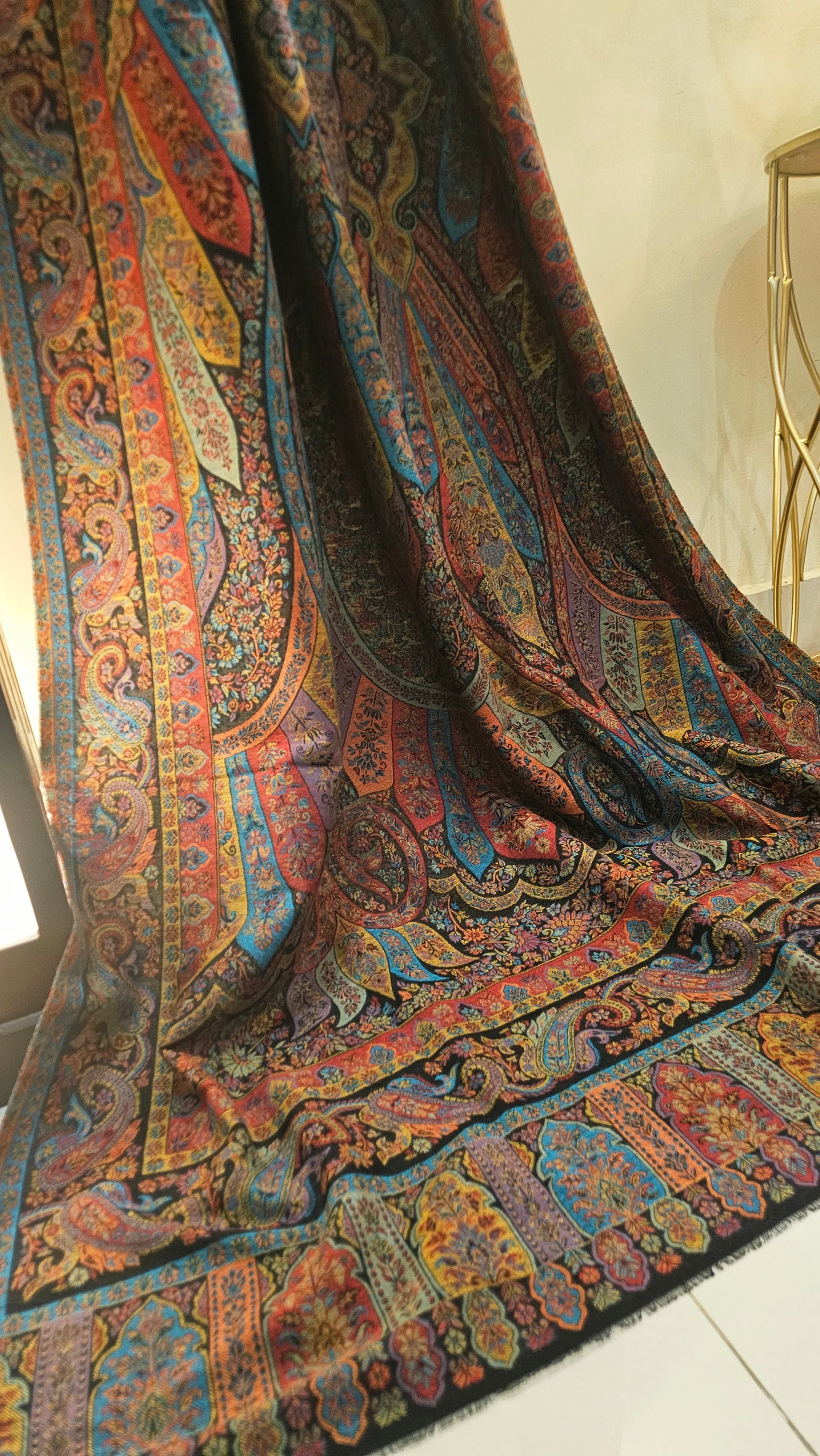 Kaani shawl: Pashmina