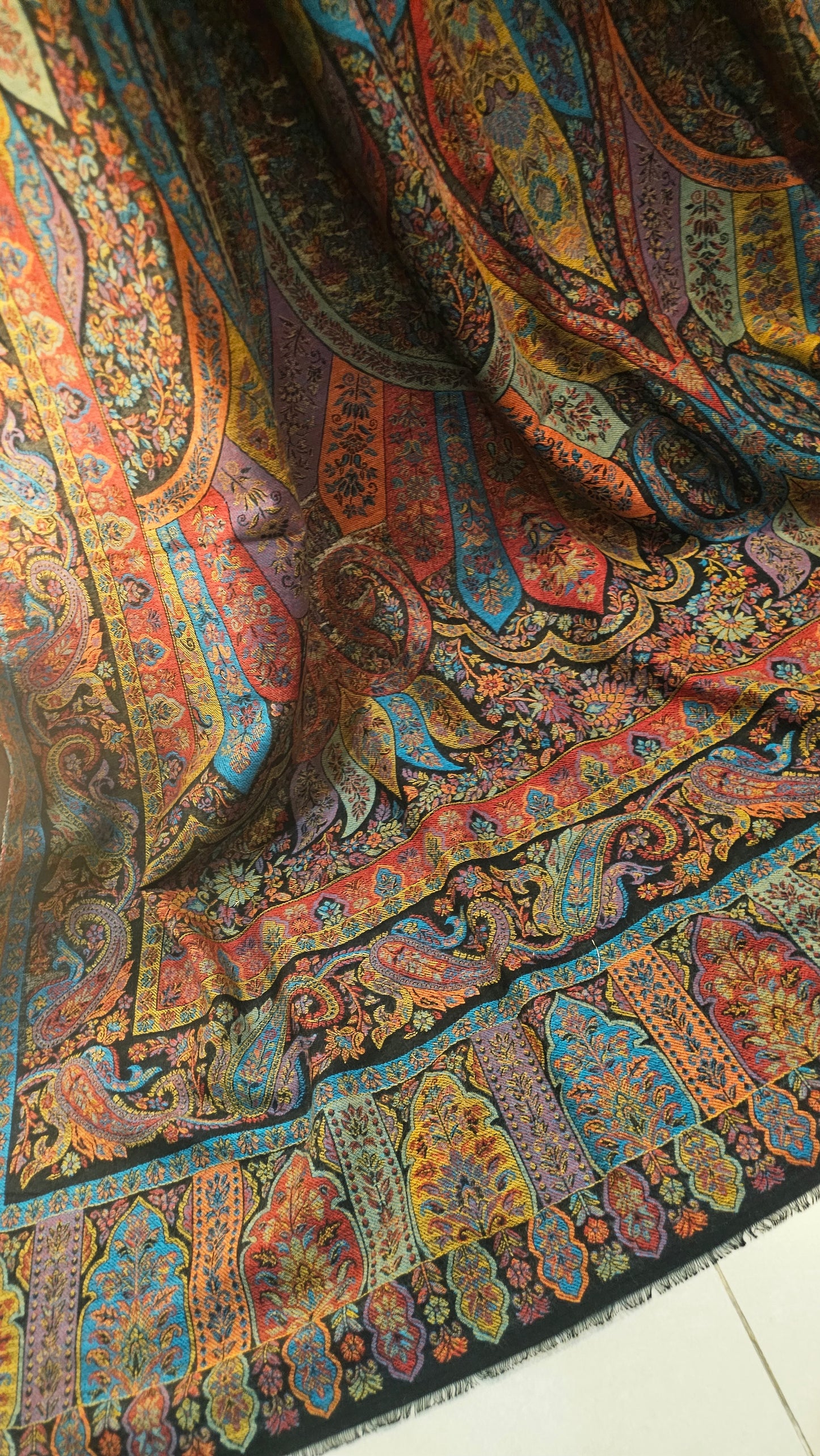 Kaani shawl: Pashmina