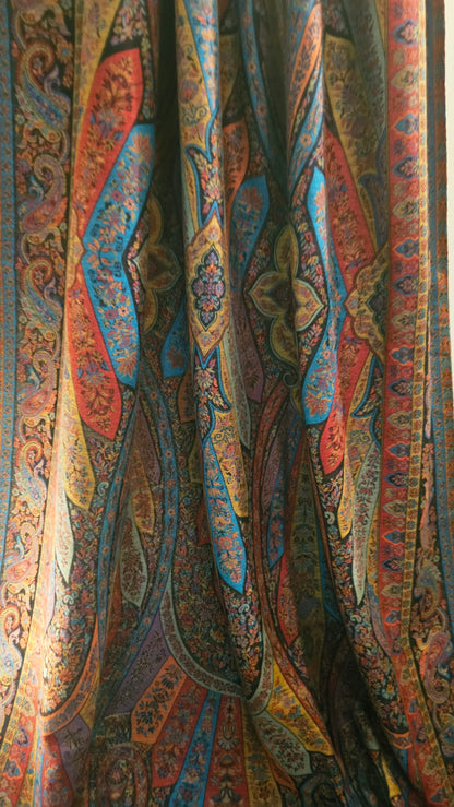 Kaani shawl: Pashmina