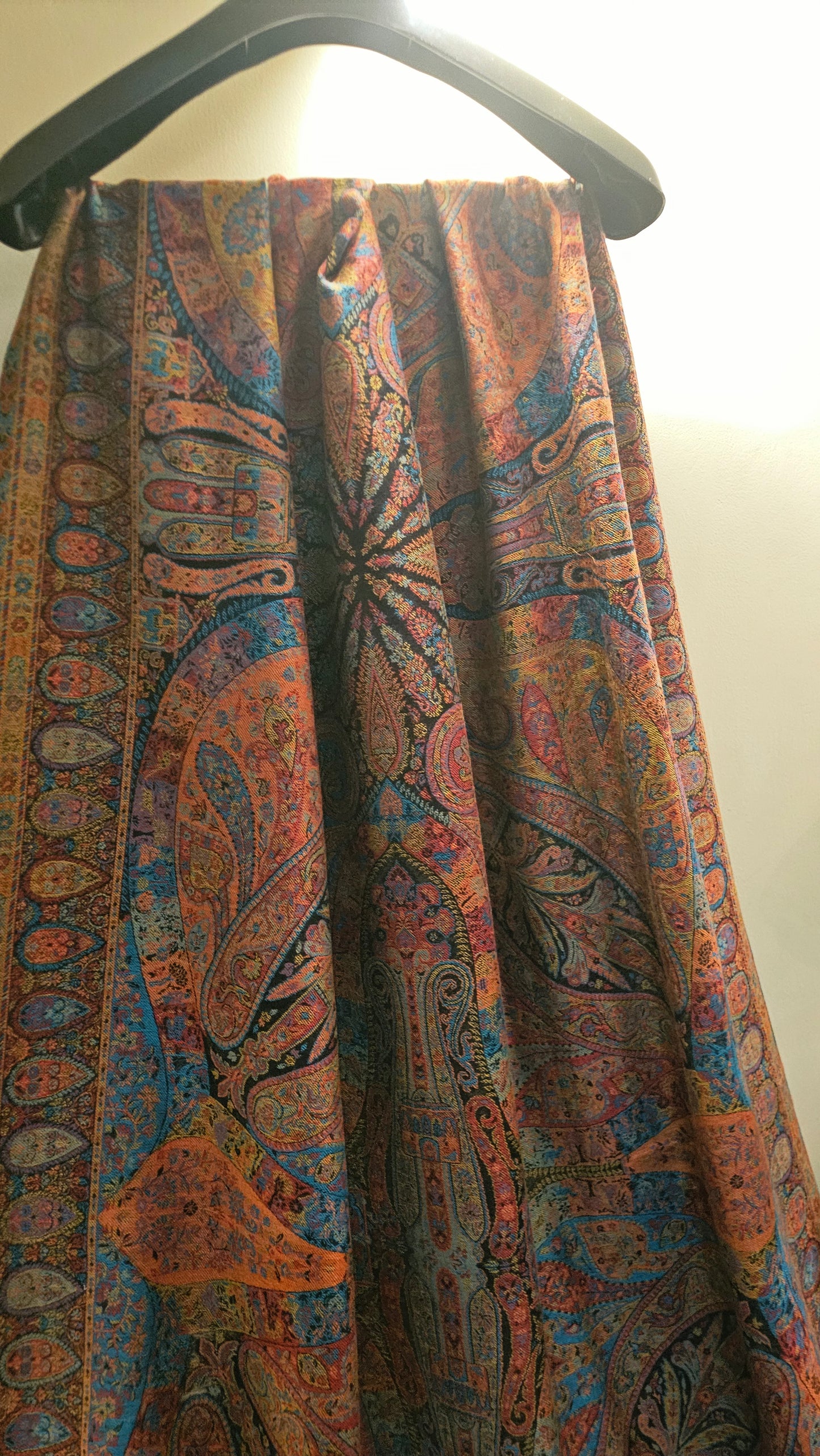 Kaani shawl: Pashmina