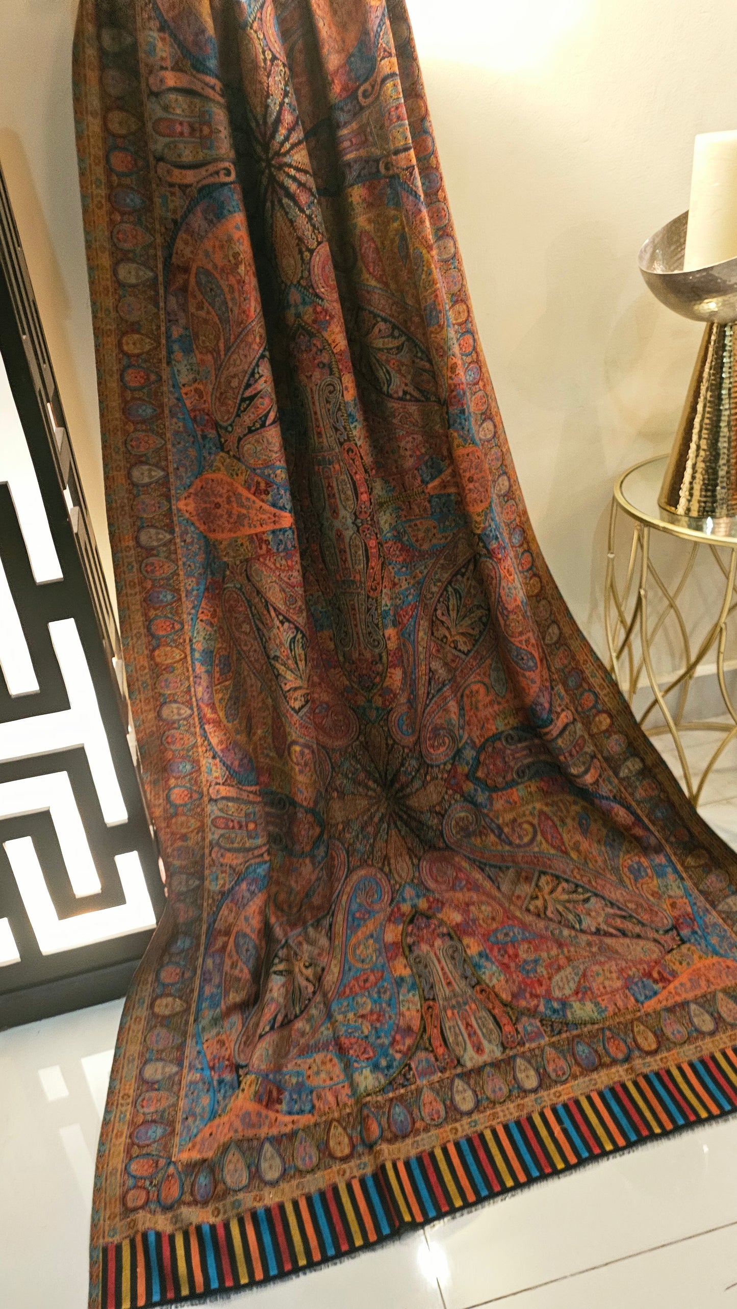 Kaani shawl: Pashmina