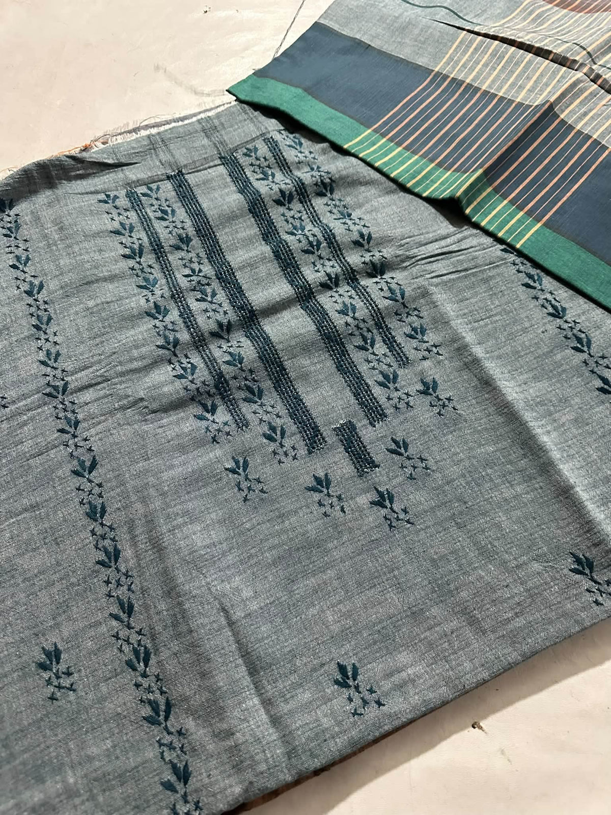 Khaddar suit: Hand made