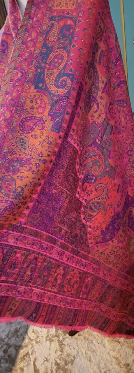 Tabraizi kanni: shawl