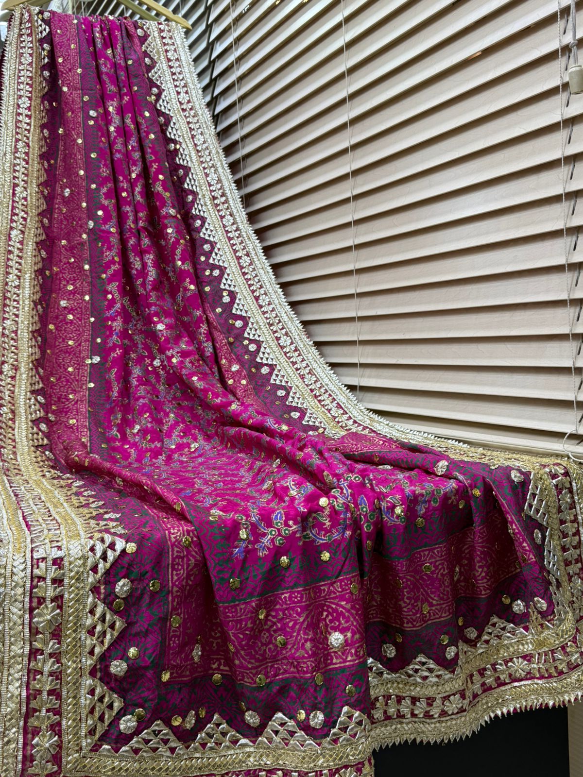 Gota Dupata : silk