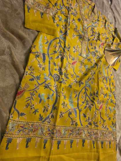 Pashmina kurta : Embroidered