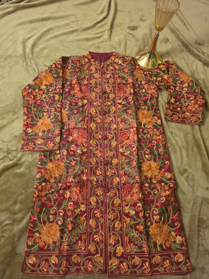 Silk coat : Embroidered