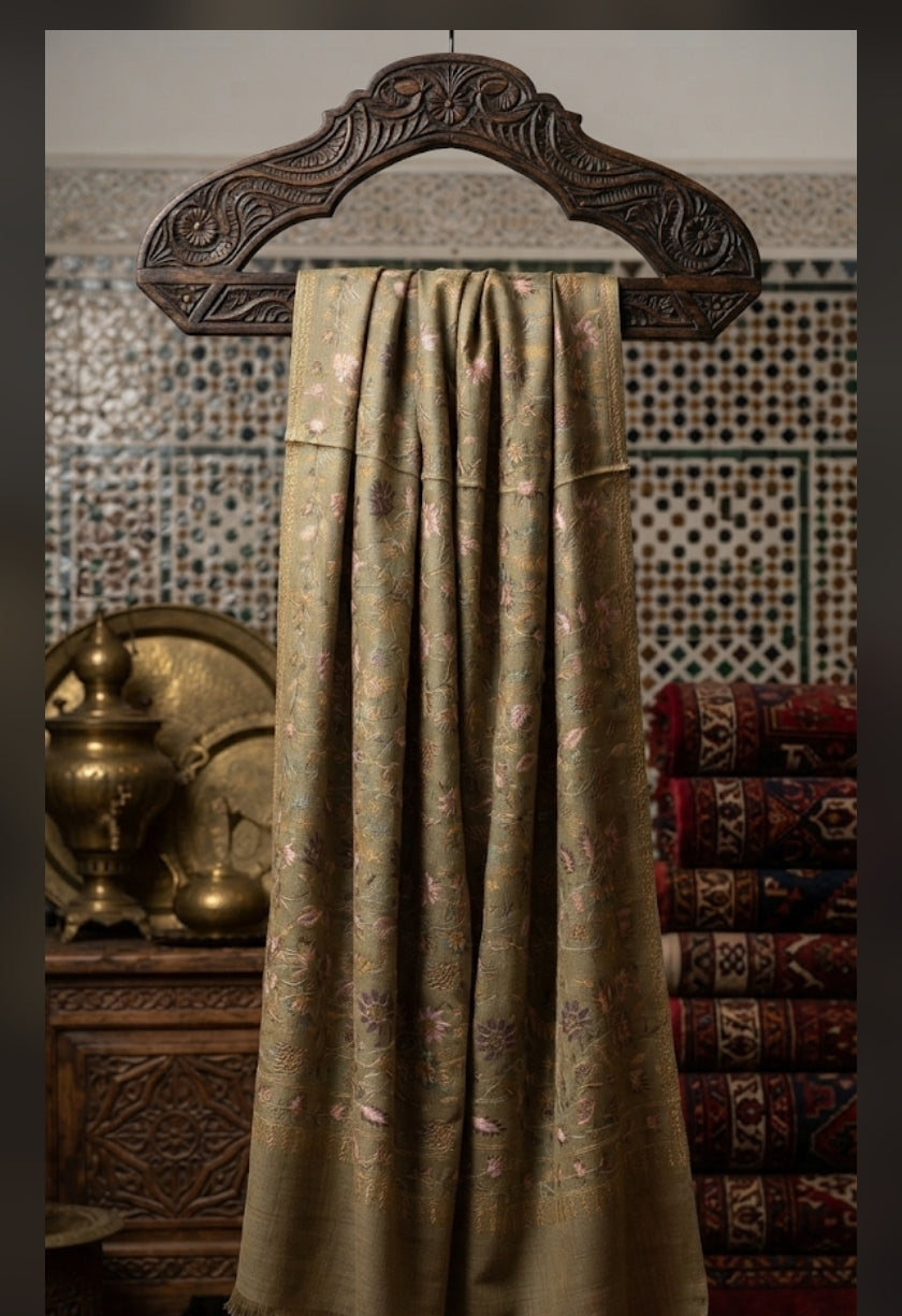 Gulabkar : Embroidered shawl