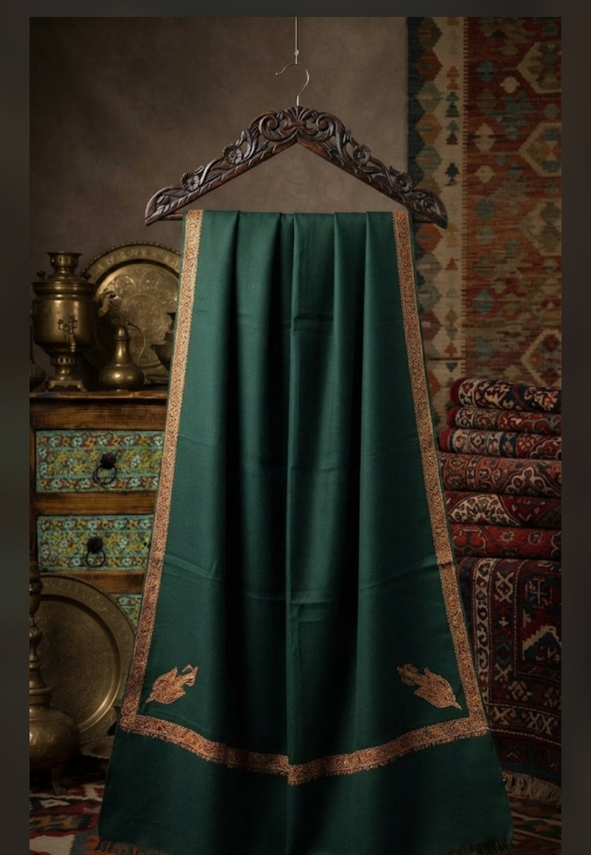 Needle Embroidered : Pashmina shawl
