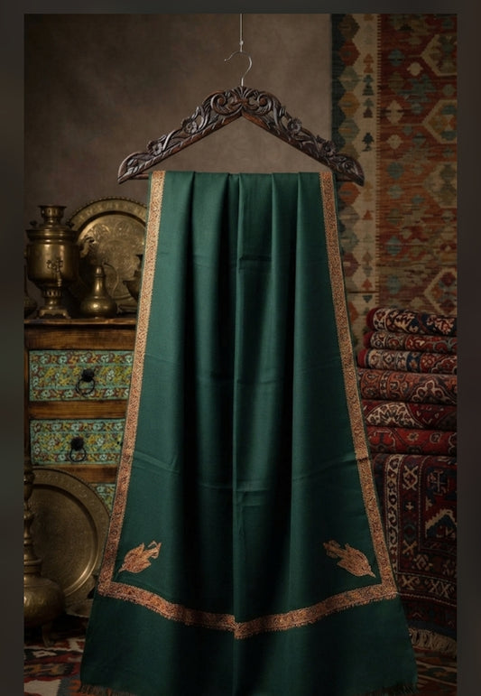 Needle Embroidered : Pashmina shawl