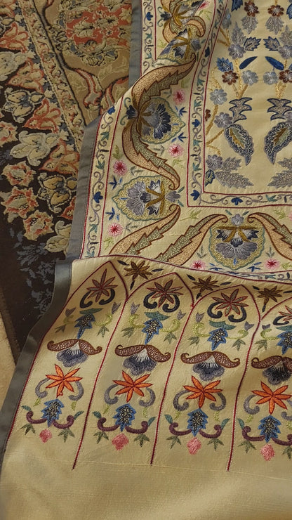 Luxury shawl : Silk kalamkari shawl
