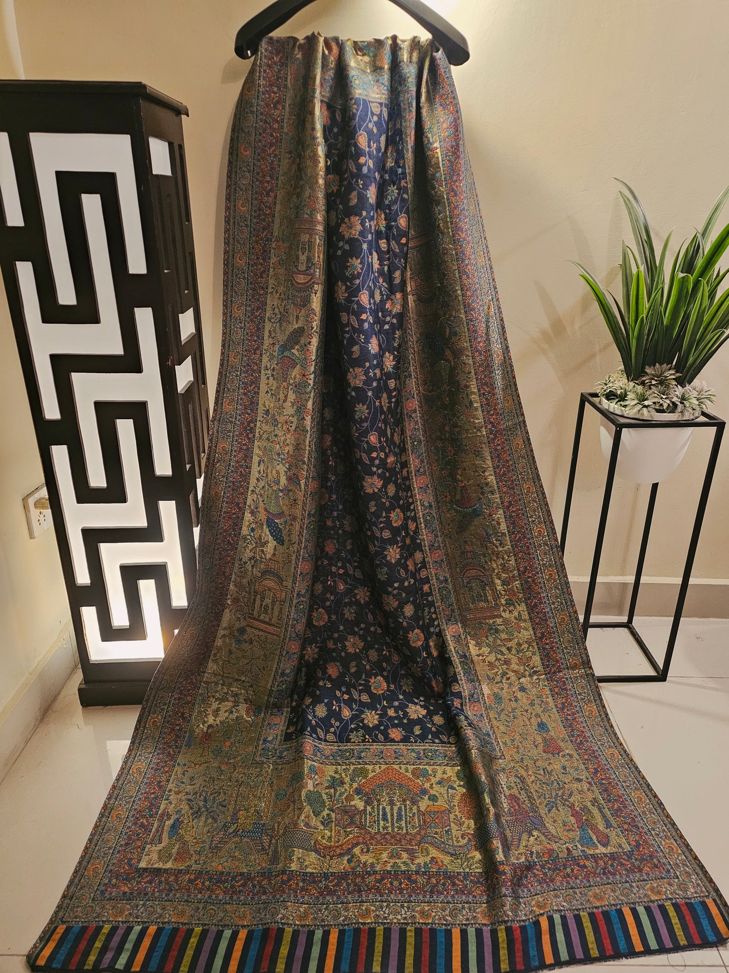 Jodha akbar reversible moonlight kaani shawl