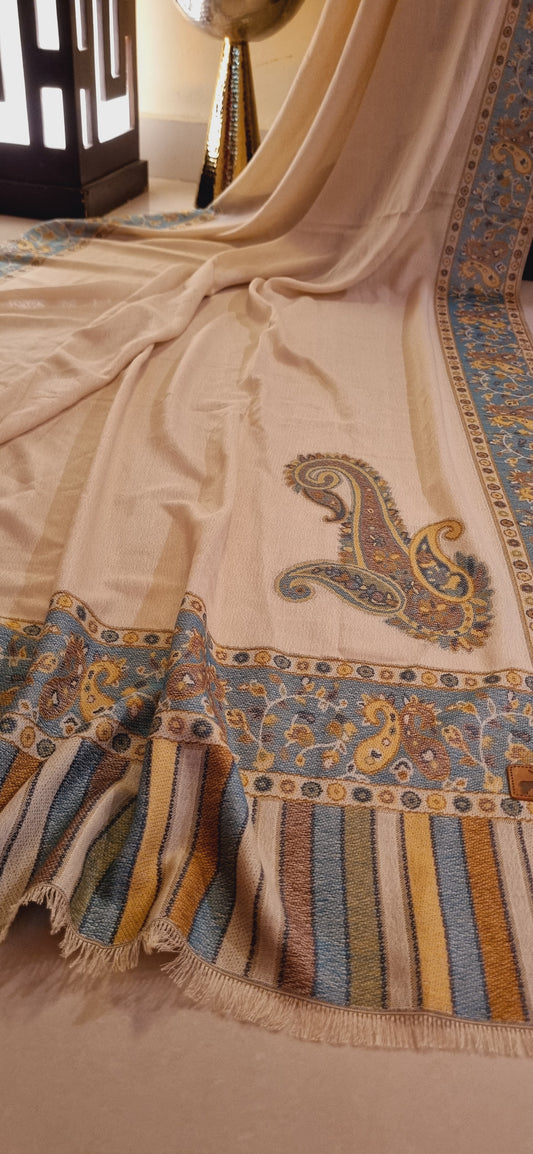 Soft pashmina kaani shawl