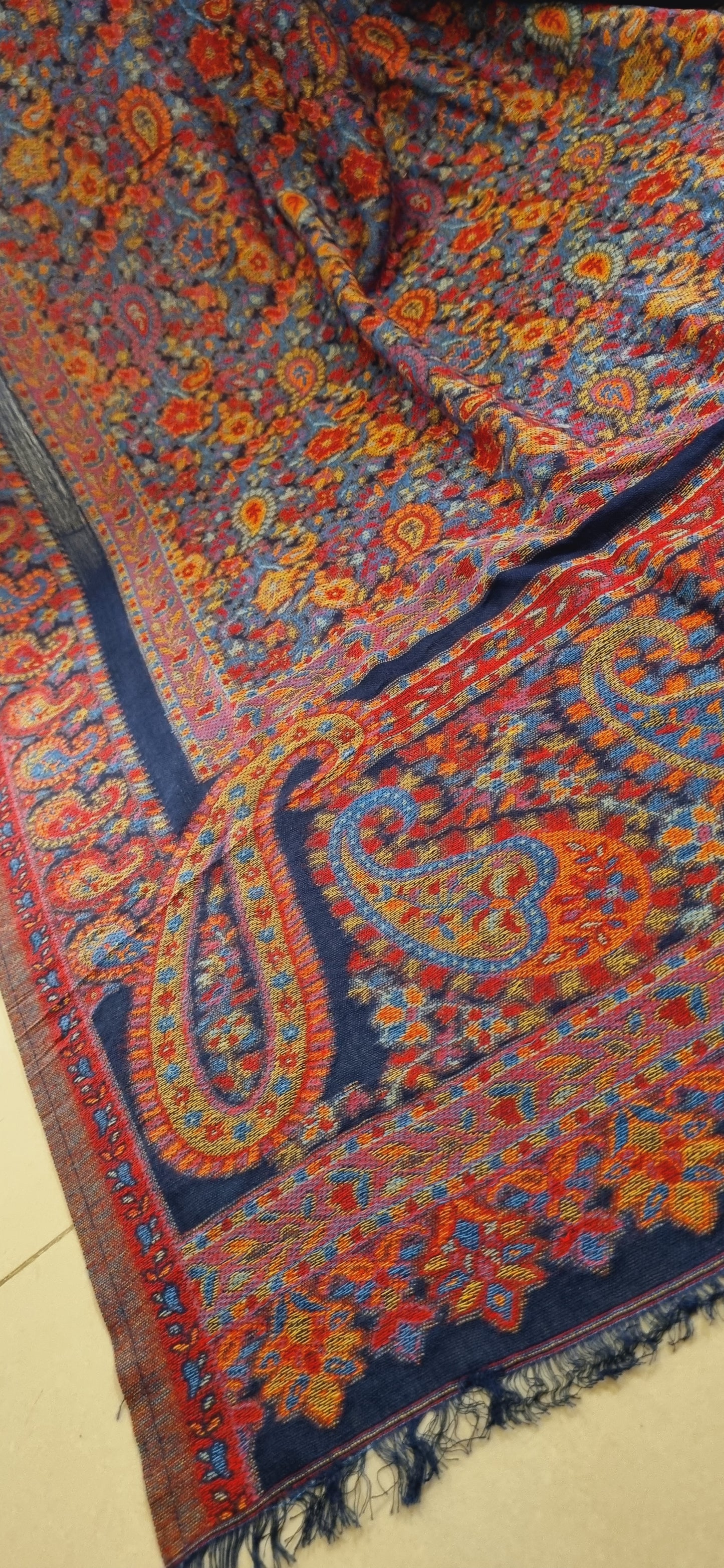Woollen pashmina kaani shawl