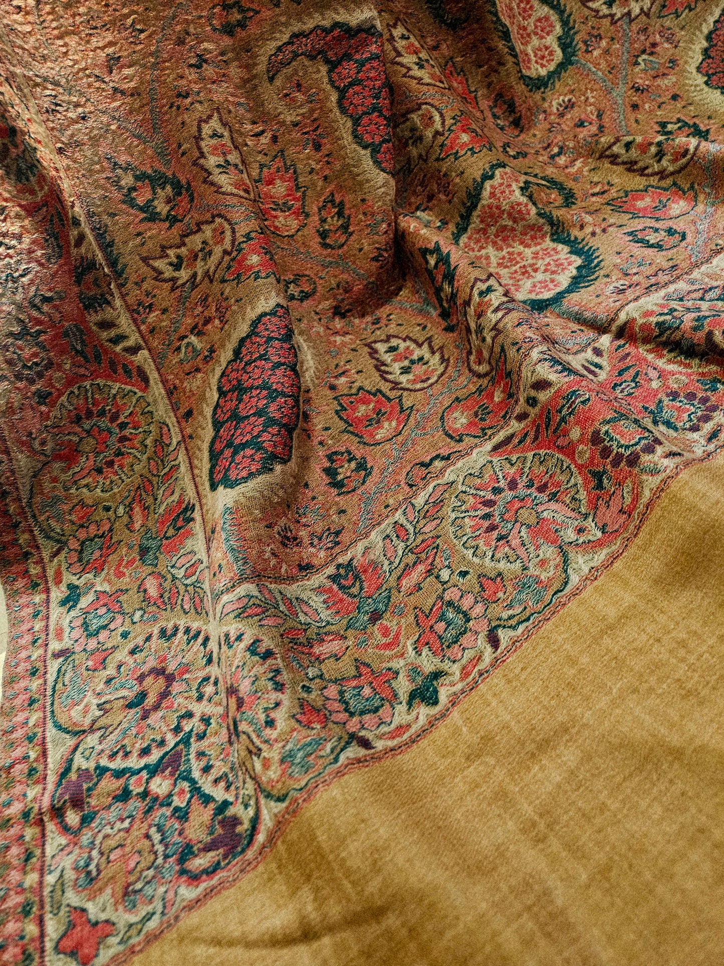 Reversible toosh kaani shawl