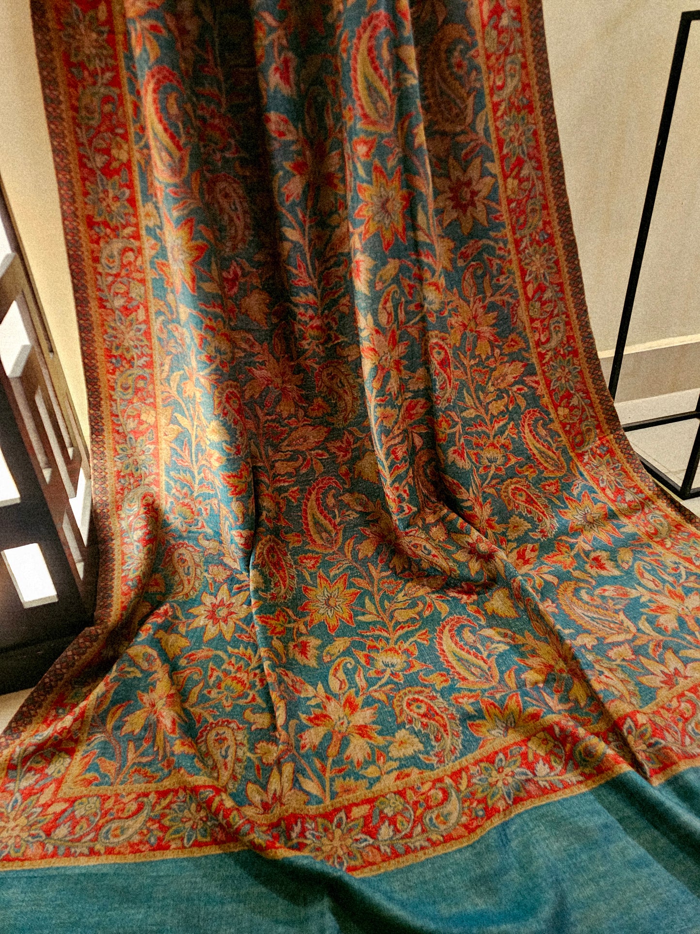 Toosh kaani reversible shawl