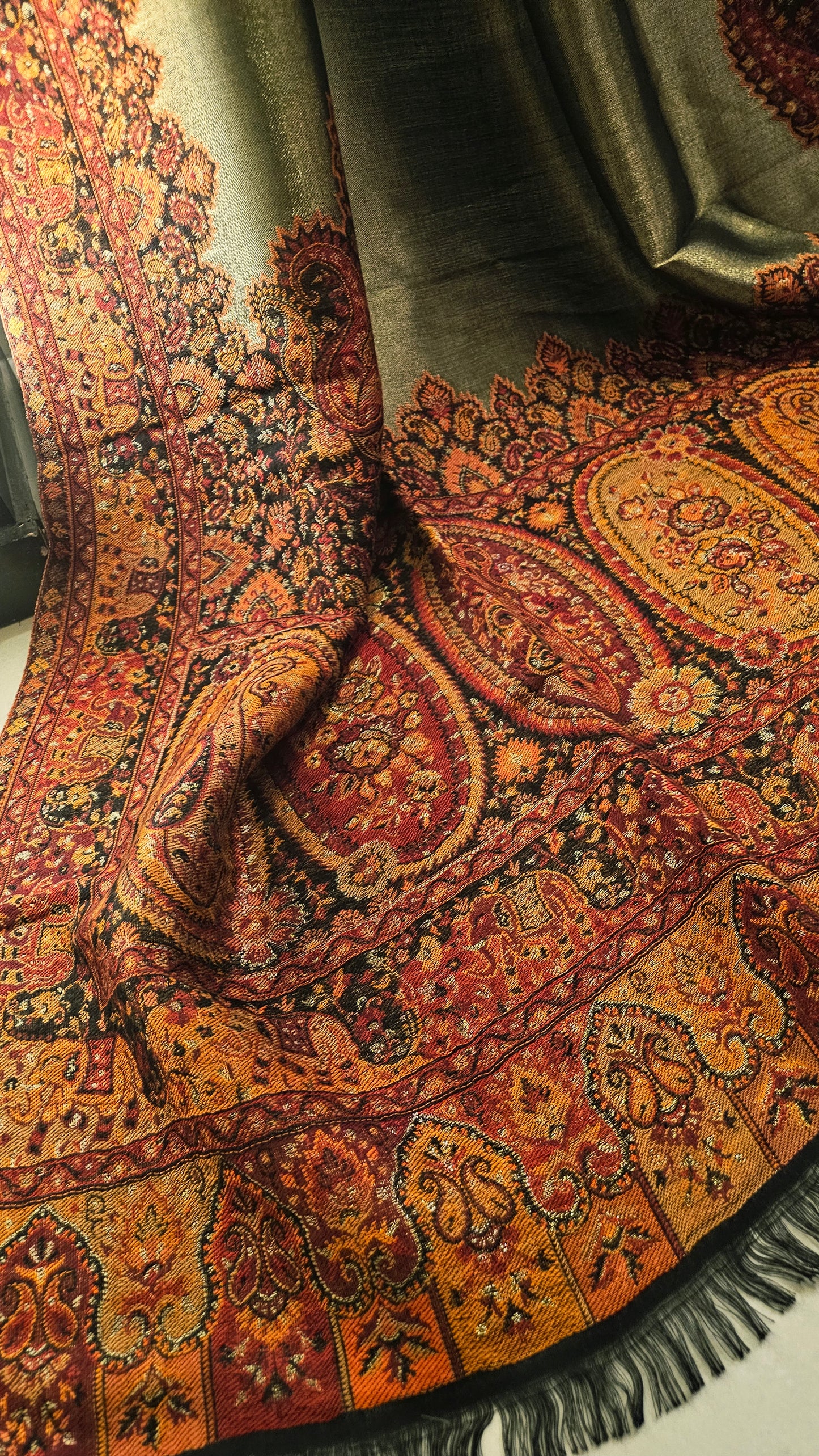 Reversible moonlight kaani: shawl