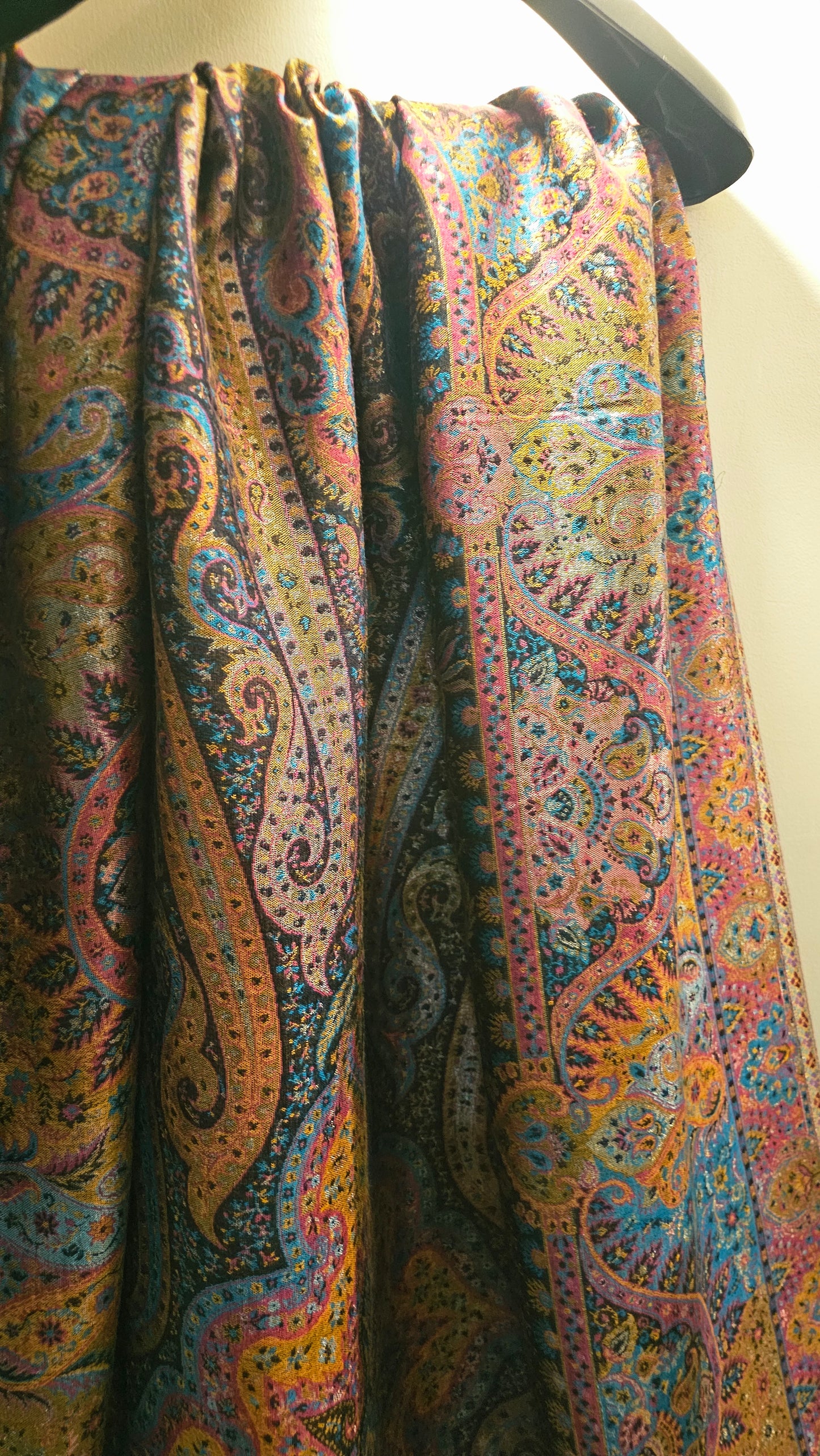 Reversible moonlight gandhara kaani shawl: Pashmina