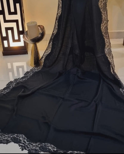 Chantilly shawl: Pashmina