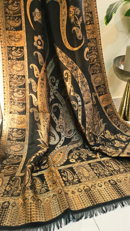 Moonlight reversible gandhara kaani: Pashmina