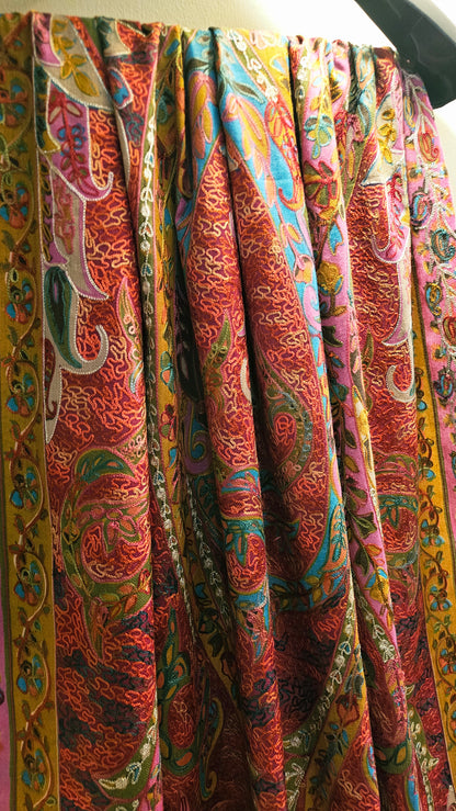 Reelkar embroidered: Pashmina