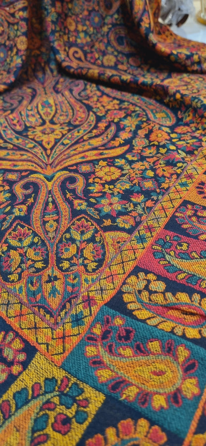 Toosh Kaani shawl